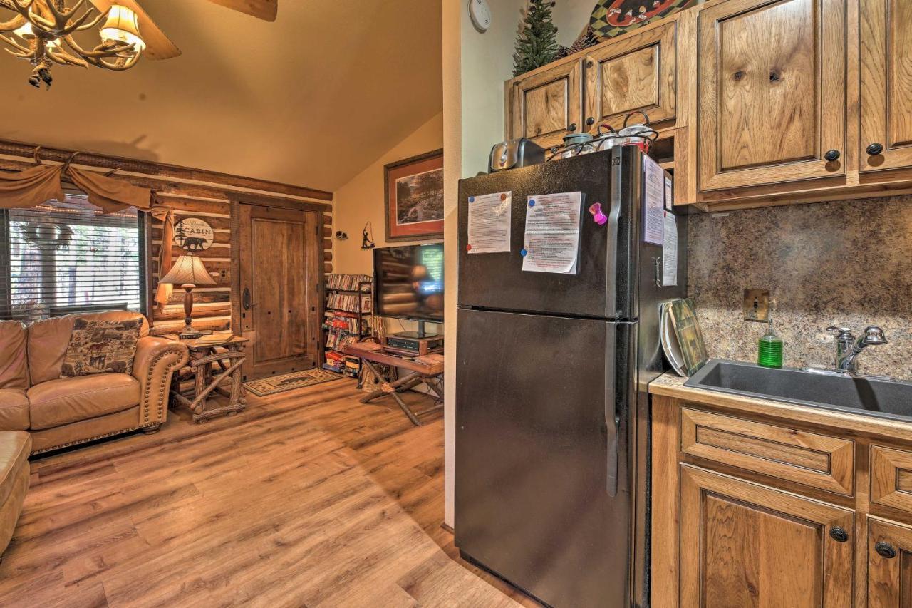 Rustic Lakeside Cabin - Family And Pet Friendly! Пайнтоп-Лейксайд Екстериор снимка
